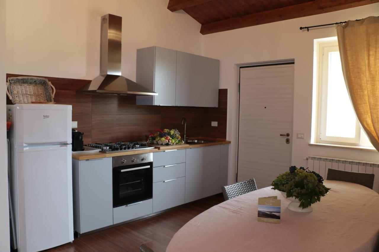 Agriturismo Terra Dei Falchi Castilenti Bagian luar foto